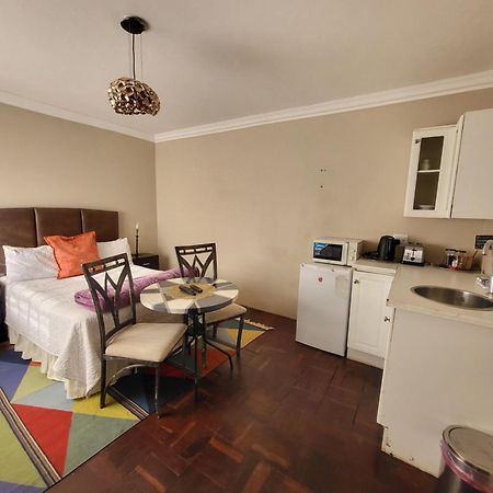 The Signature Venue And Guesthouse Roodepoort Eksteriør bilde